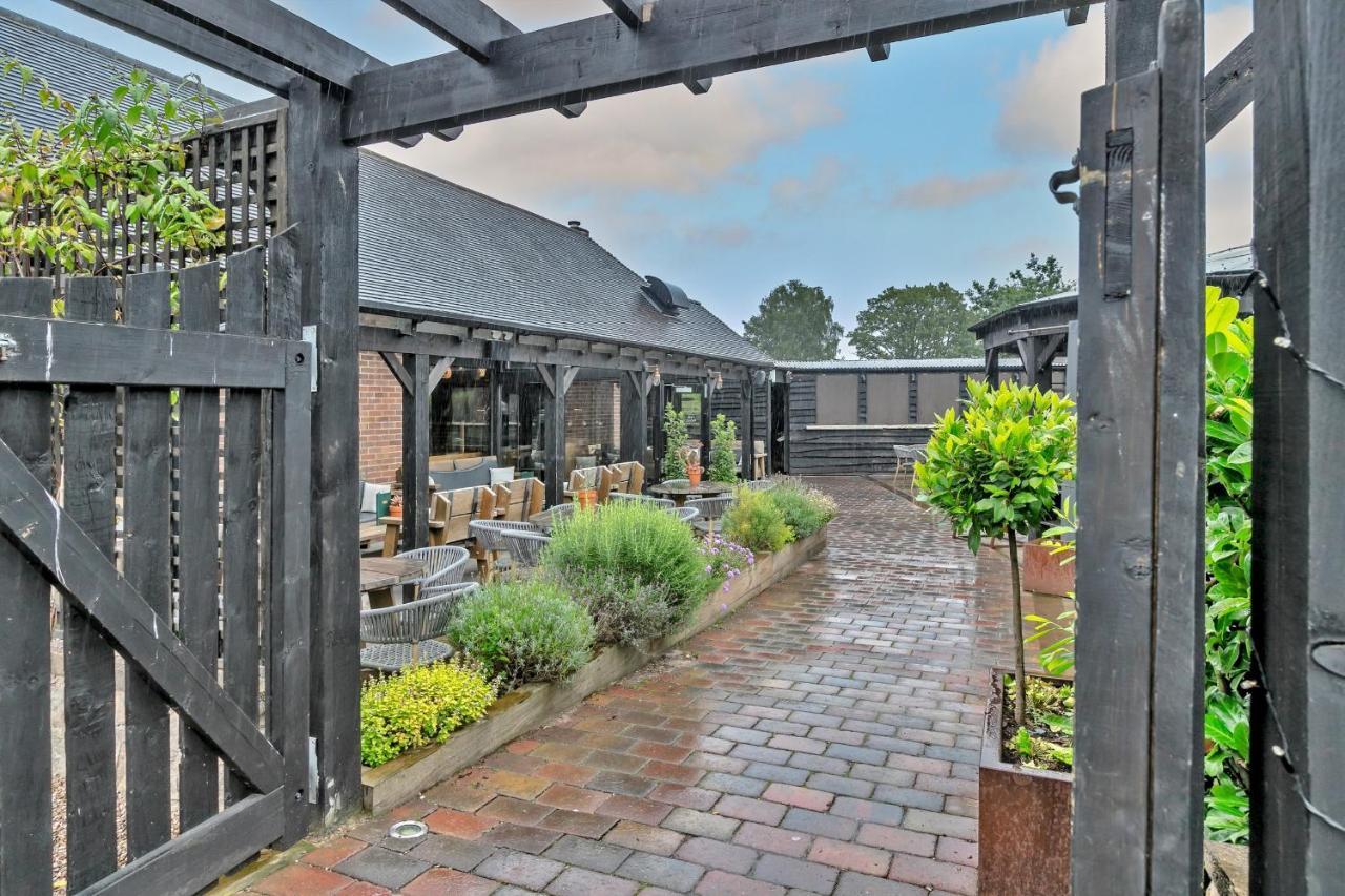 Finest Retreats - Debarnes House Villa Solihull Exterior foto